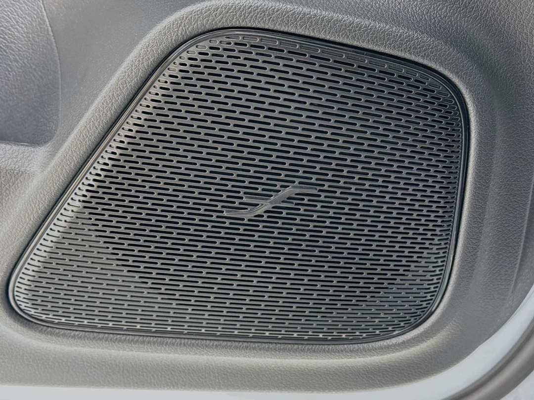 2025 Mercedes-Benz GLB Base - Photo 20