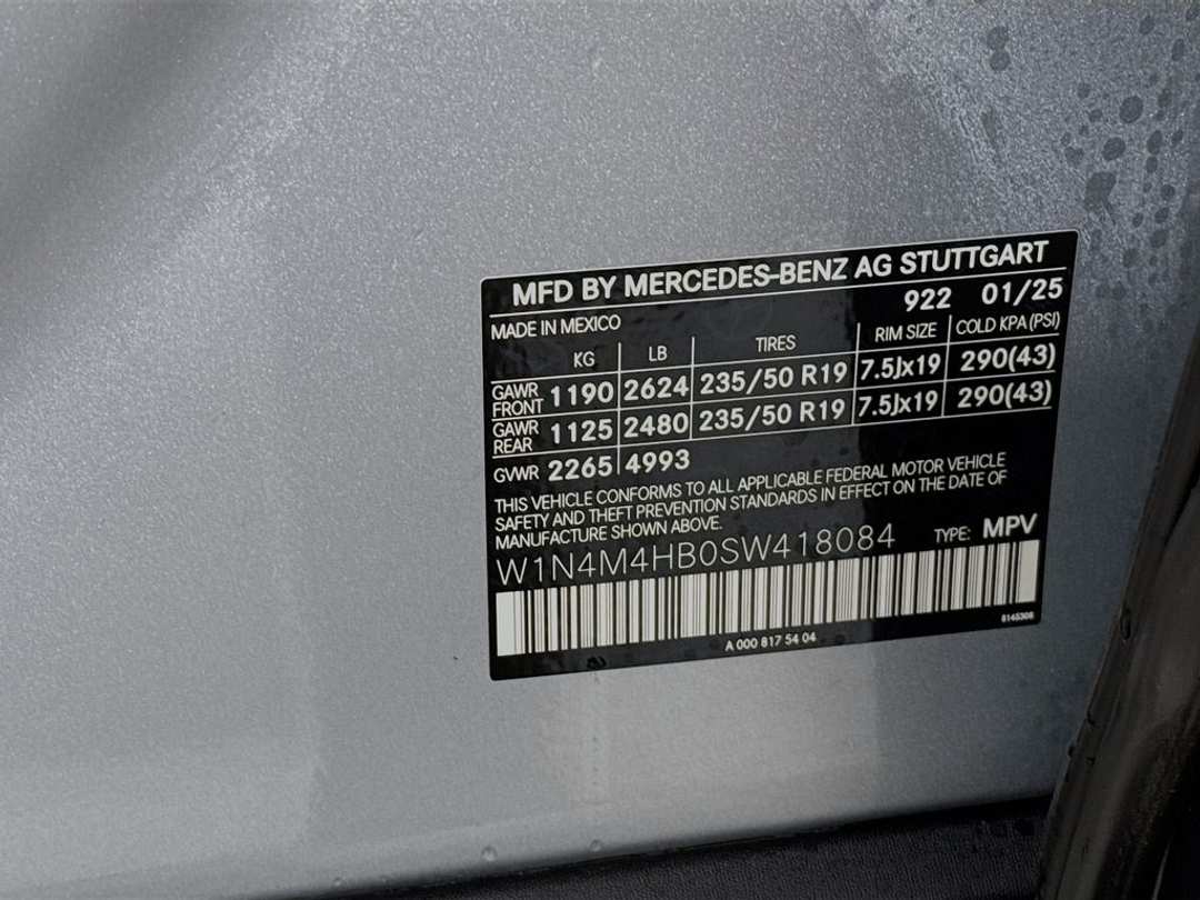 2025 Mercedes-Benz GLB Base - Photo 34