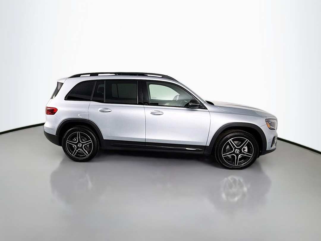 2025 Mercedes-Benz GLB Base - Photo 8