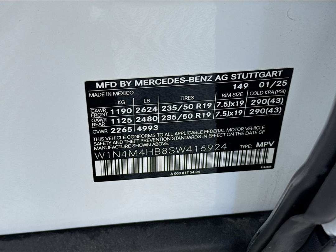 2025 Mercedes-Benz GLB Base - Photo 30