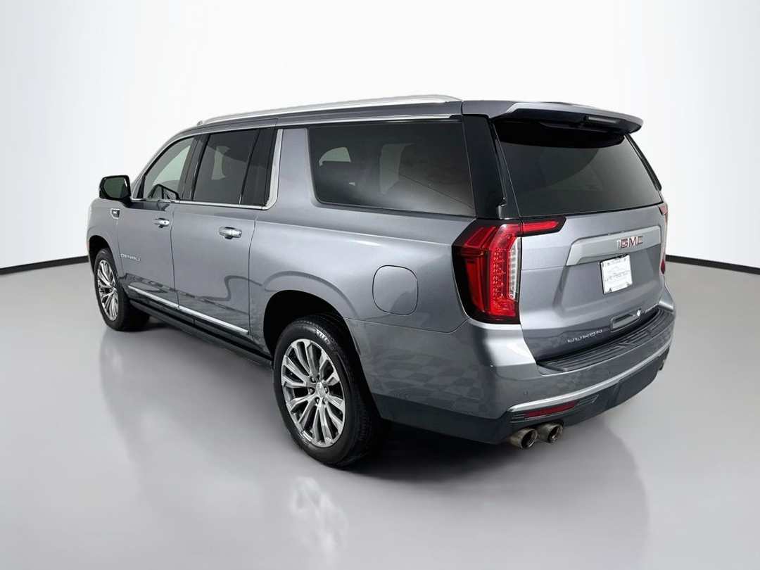 2021 GMC Yukon Xl Denali - Image 3