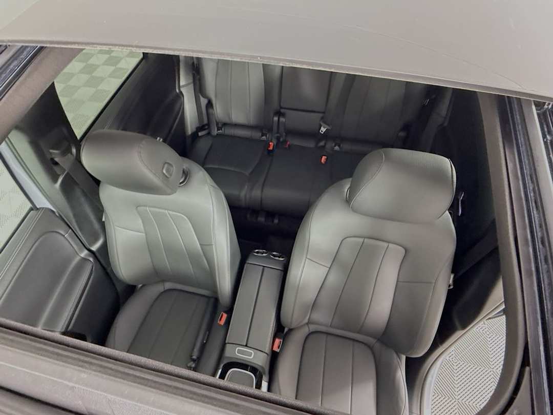 2025 Mercedes-Benz GLB Base - Photo 23