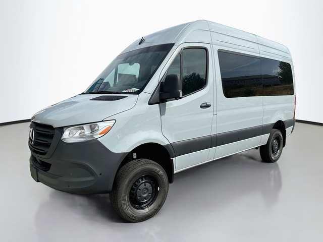 2026 Mercedes-Benz Sprinter 2500 Passenger 144 WB