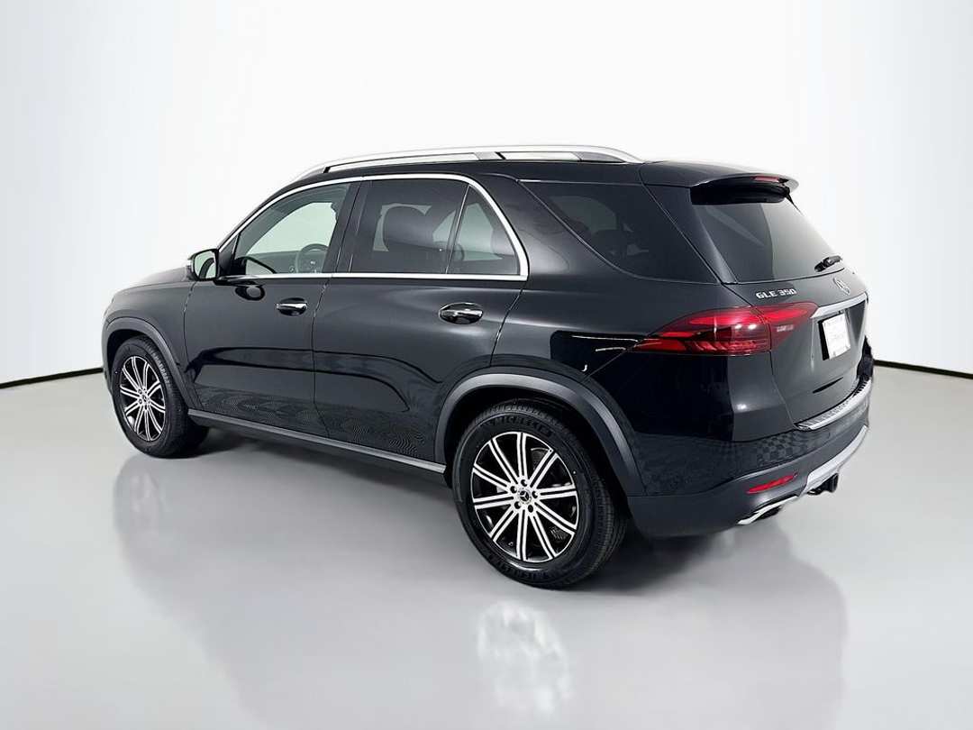 2026 Mercedes-Benz GLE 350 - Image 3