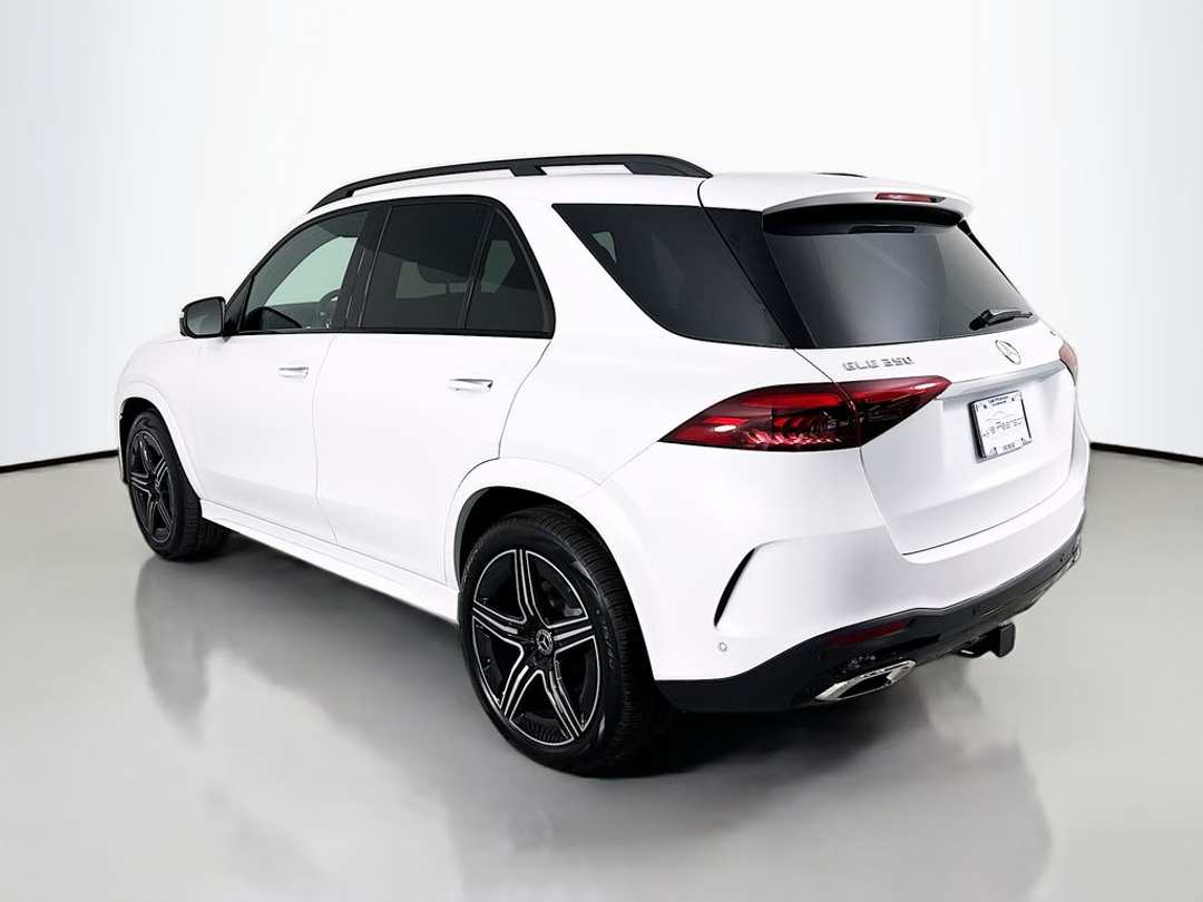 2026 Mercedes-Benz GLE 350 - Image 3