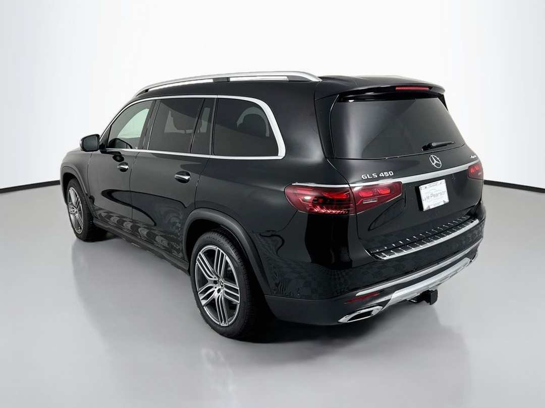 2025 Mercedes-Benz GLS 450 - Image 3