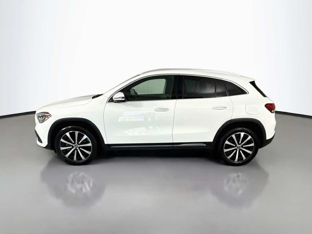 2022 Mercedes-Benz GLA 250 - Image 2