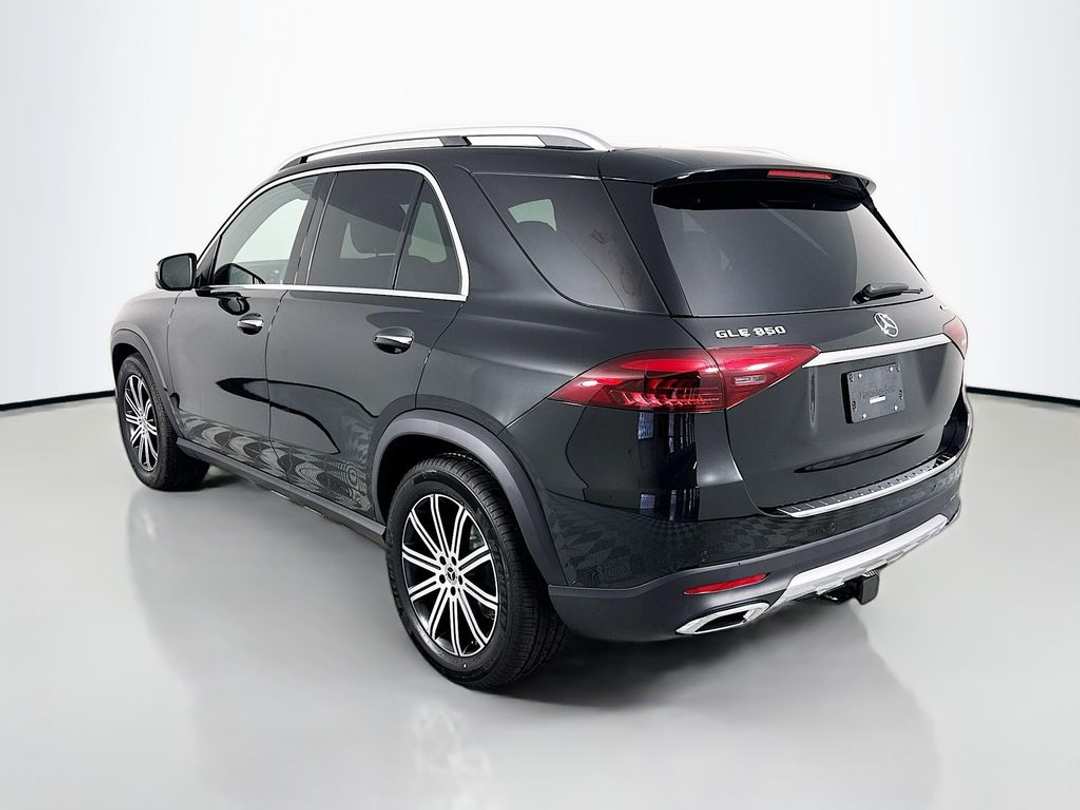 2026 Mercedes-Benz GLE 350 - Image 3