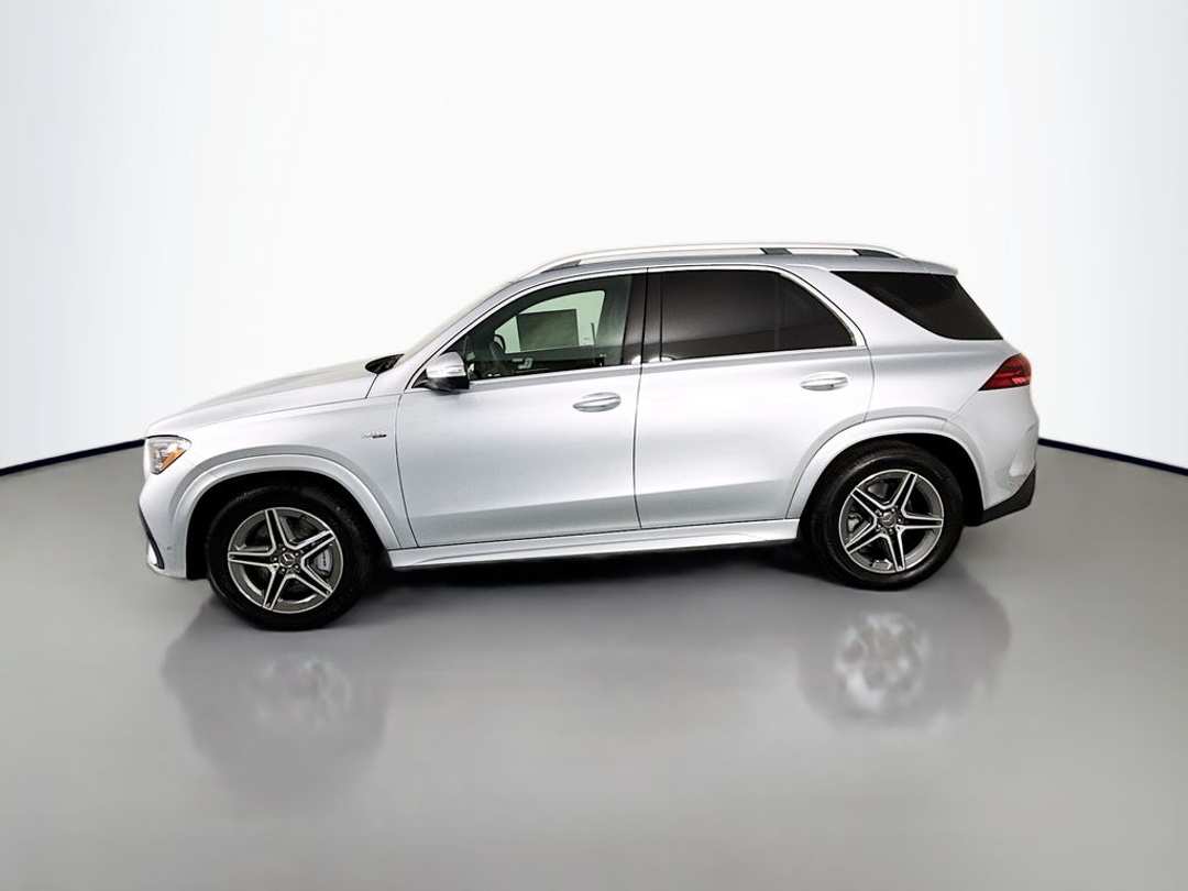 2026 Mercedes-Benz GLE 53 AMG® - Image 2