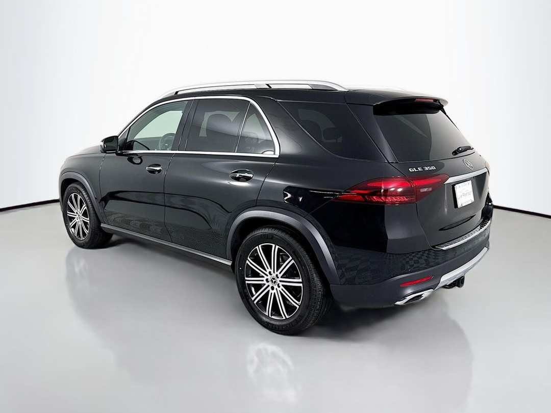 2026 Mercedes-Benz GLE 350 - Image 3