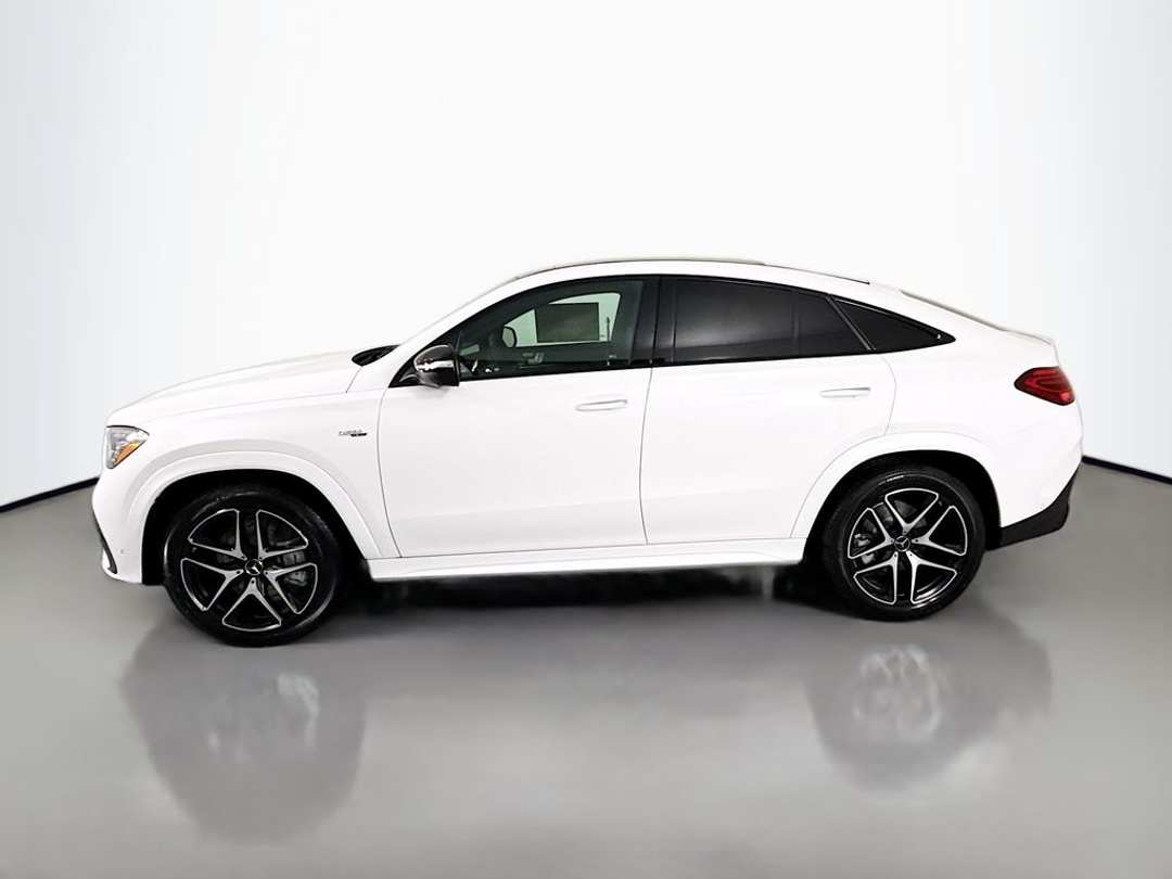 2026 Mercedes-Benz GLE 53 AMG® - Image 2