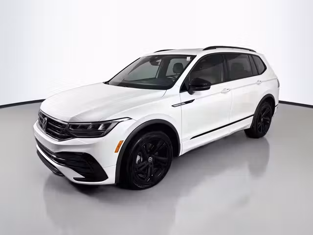 2023 Volkswagen Tiguan 2.0T SE RLine Black