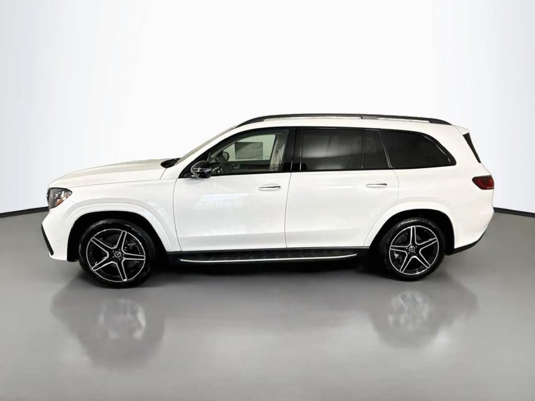 2027 Mercedes-Benz GLS 450 - Image 2