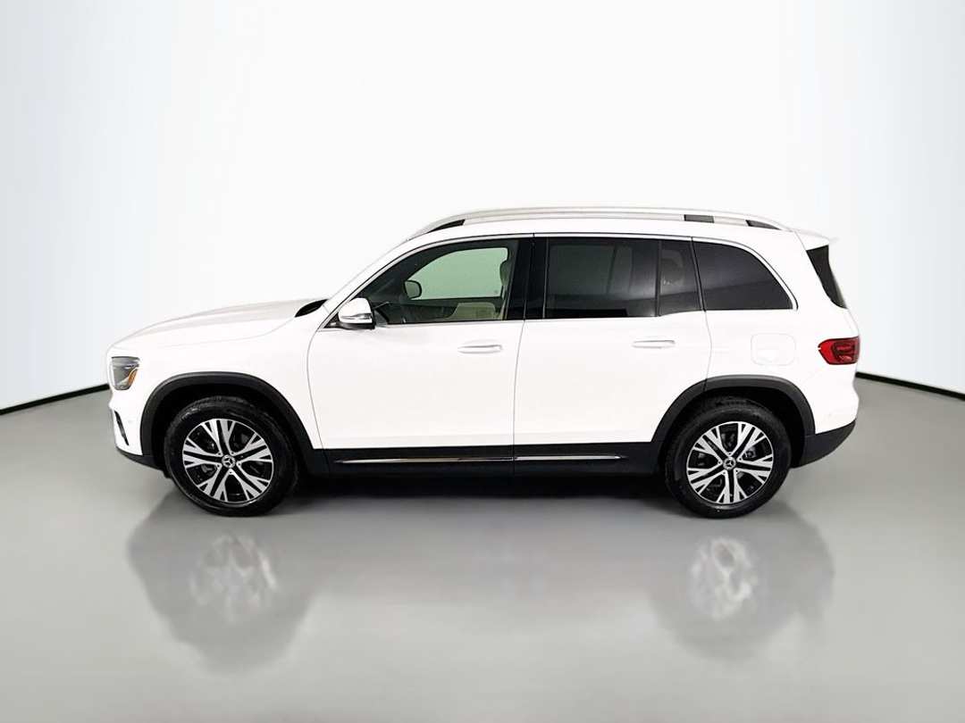 2025 Mercedes-Benz GLB Base - Photo 8