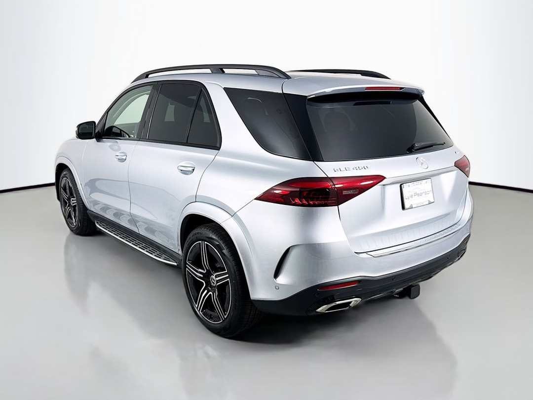 2026 Mercedes-Benz GLE 450 - Image 3