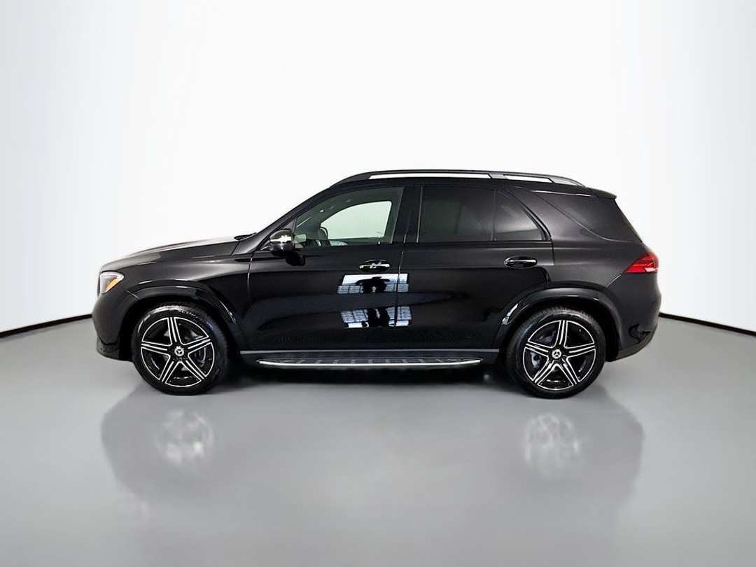 2026 Mercedes-Benz GLE 450 - Image 2