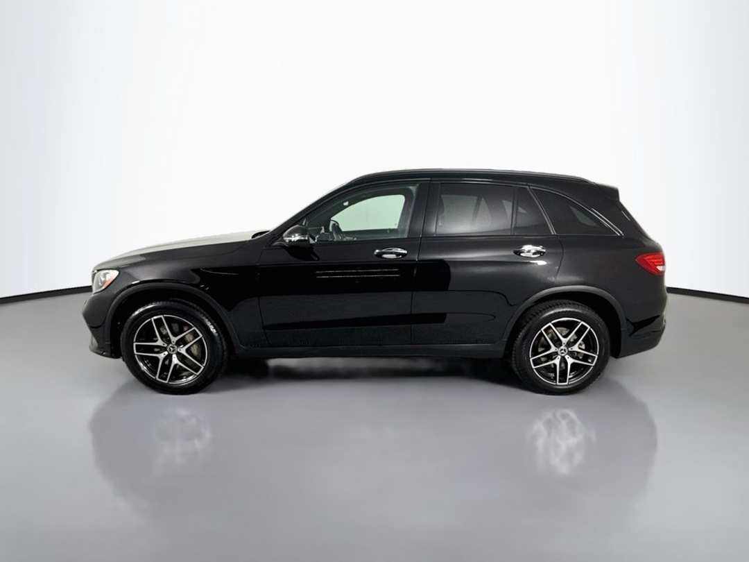 2018 Mercedes-Benz GLC 300 - Image 2