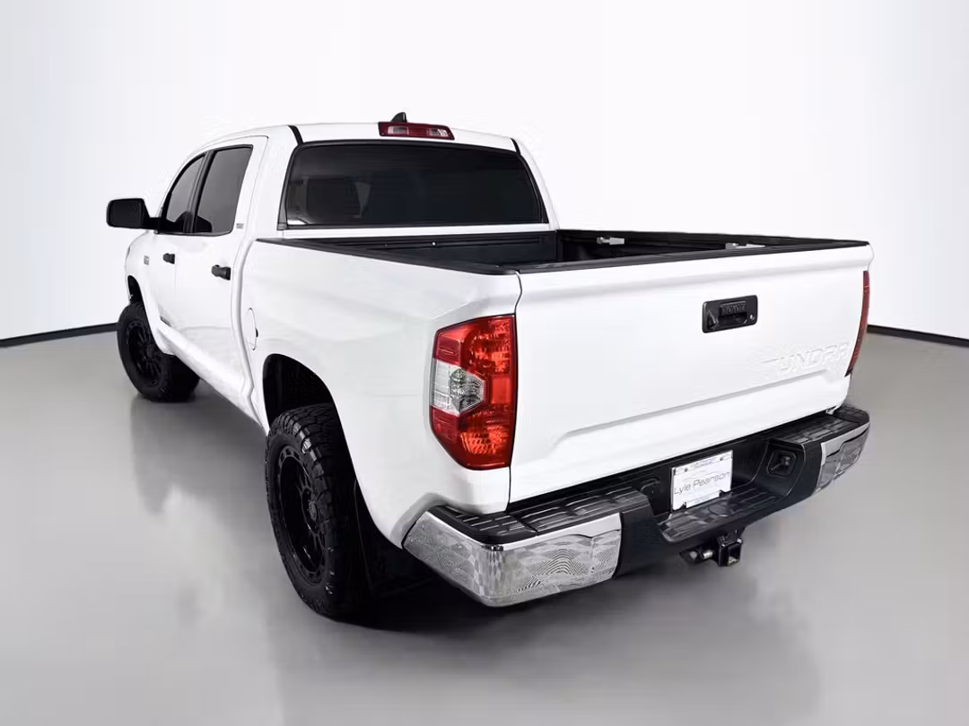 2020 Toyota Tundra SR5 - Image 3