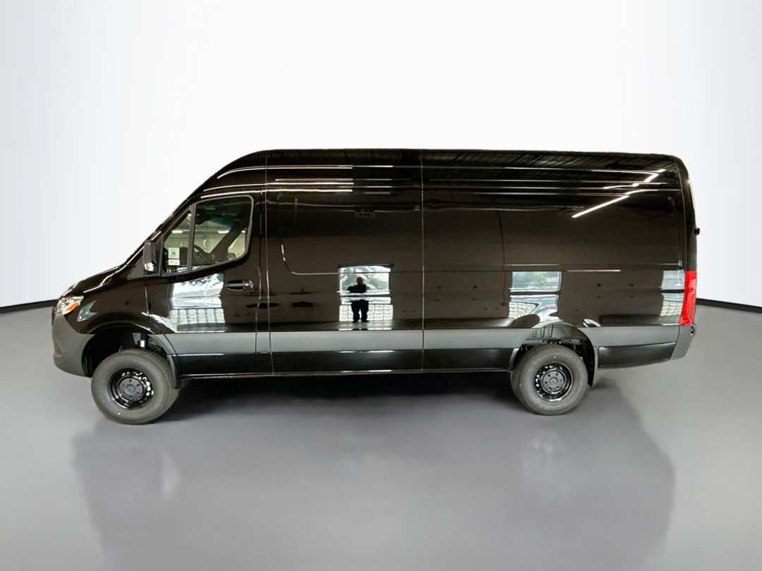 2026 Mercedes-Benz Sprinter 2500 Cargo 170 WB - Image 2