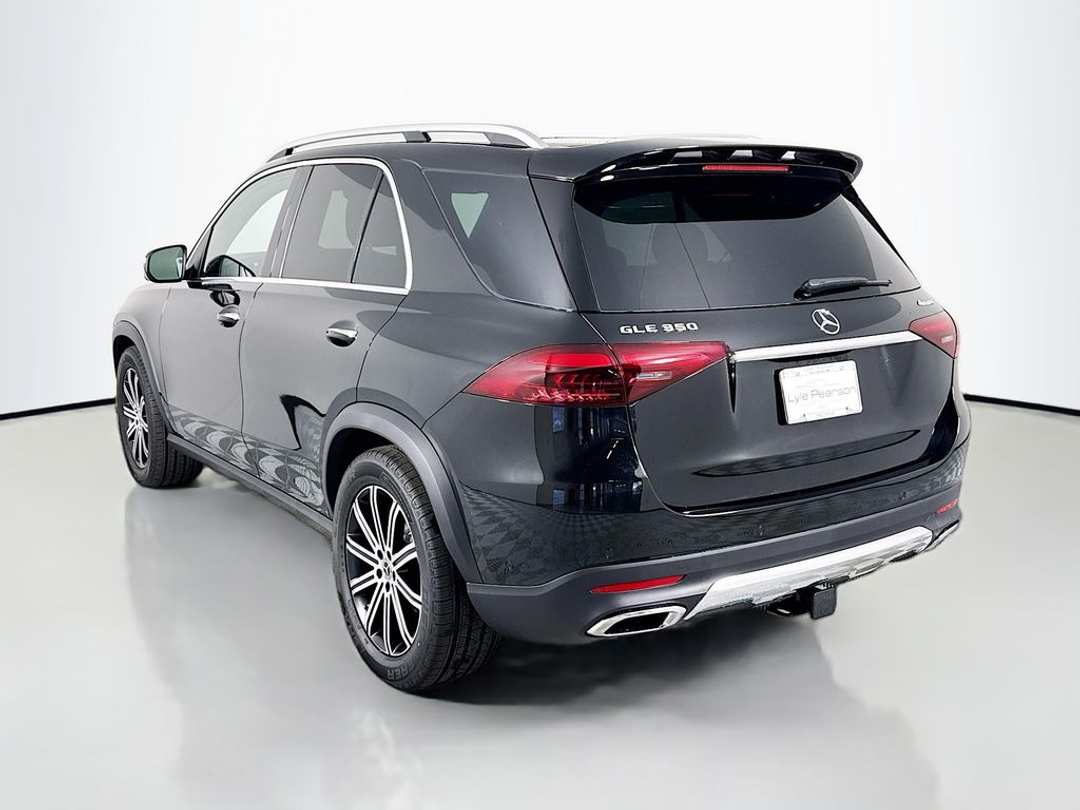 2026 Mercedes-Benz GLE 350 - Image 3