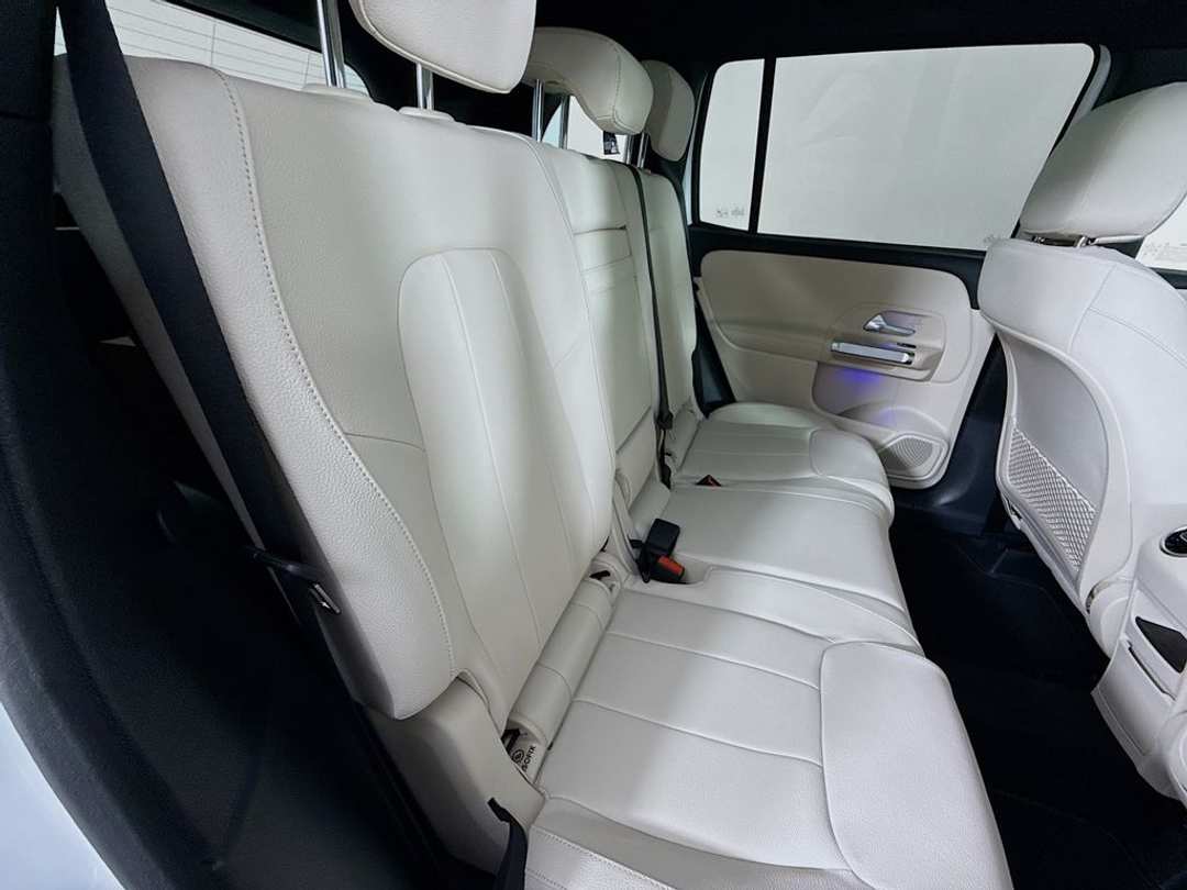 2025 Mercedes-Benz GLB Base - Photo 27