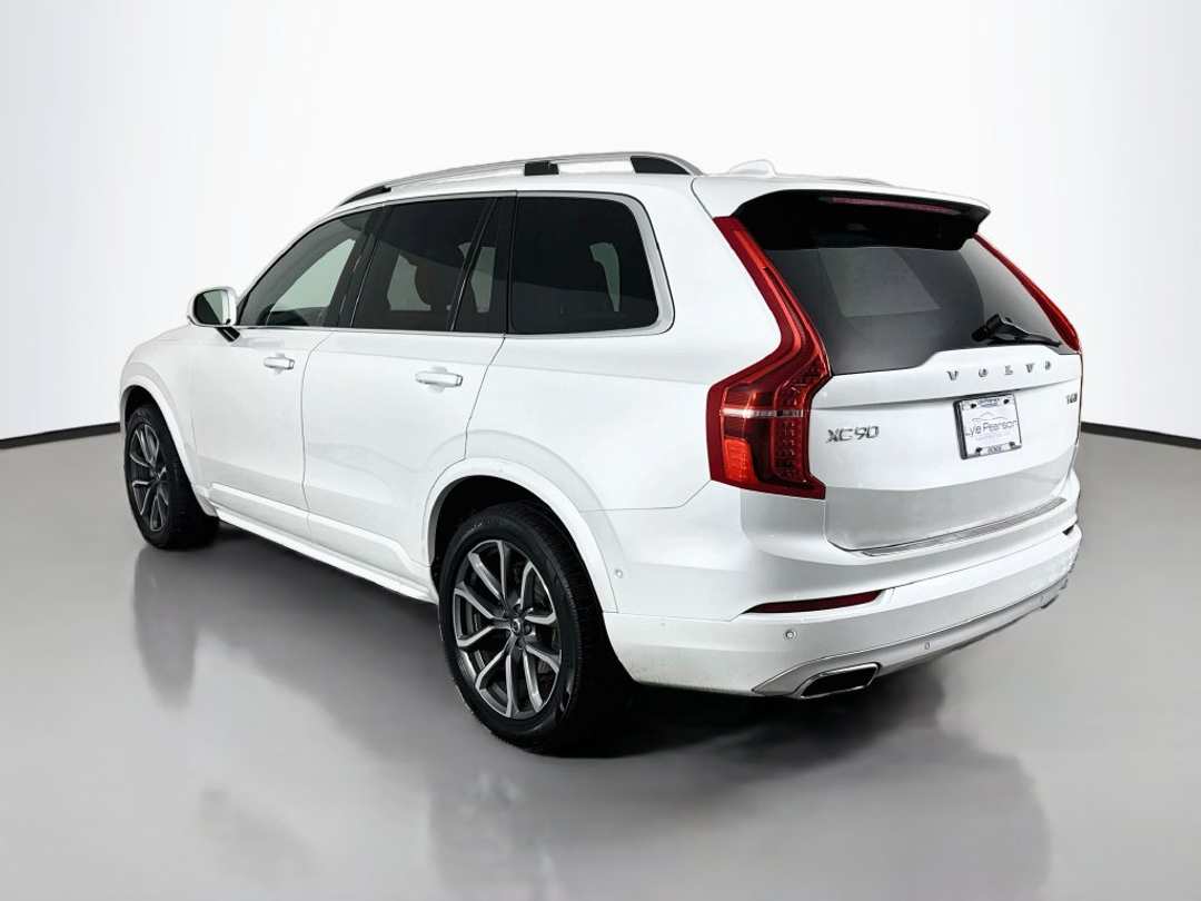 2018 Volvo Xc90 T6 Momentum - Image 3