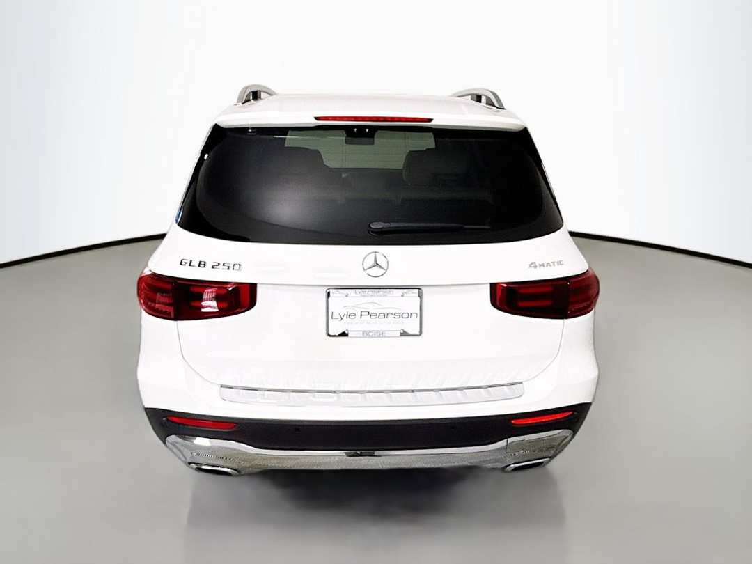 2025 Mercedes-Benz GLB Base - Photo 25