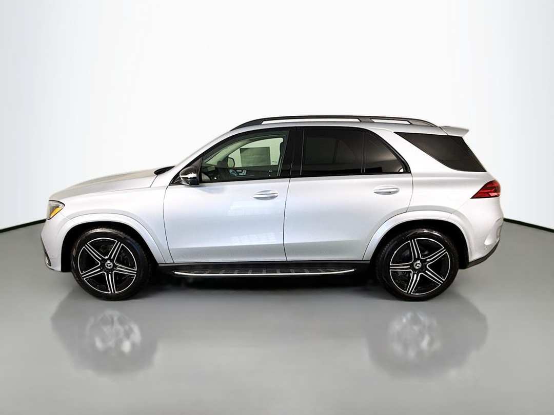 2026 Mercedes-Benz GLE 450 - Image 2