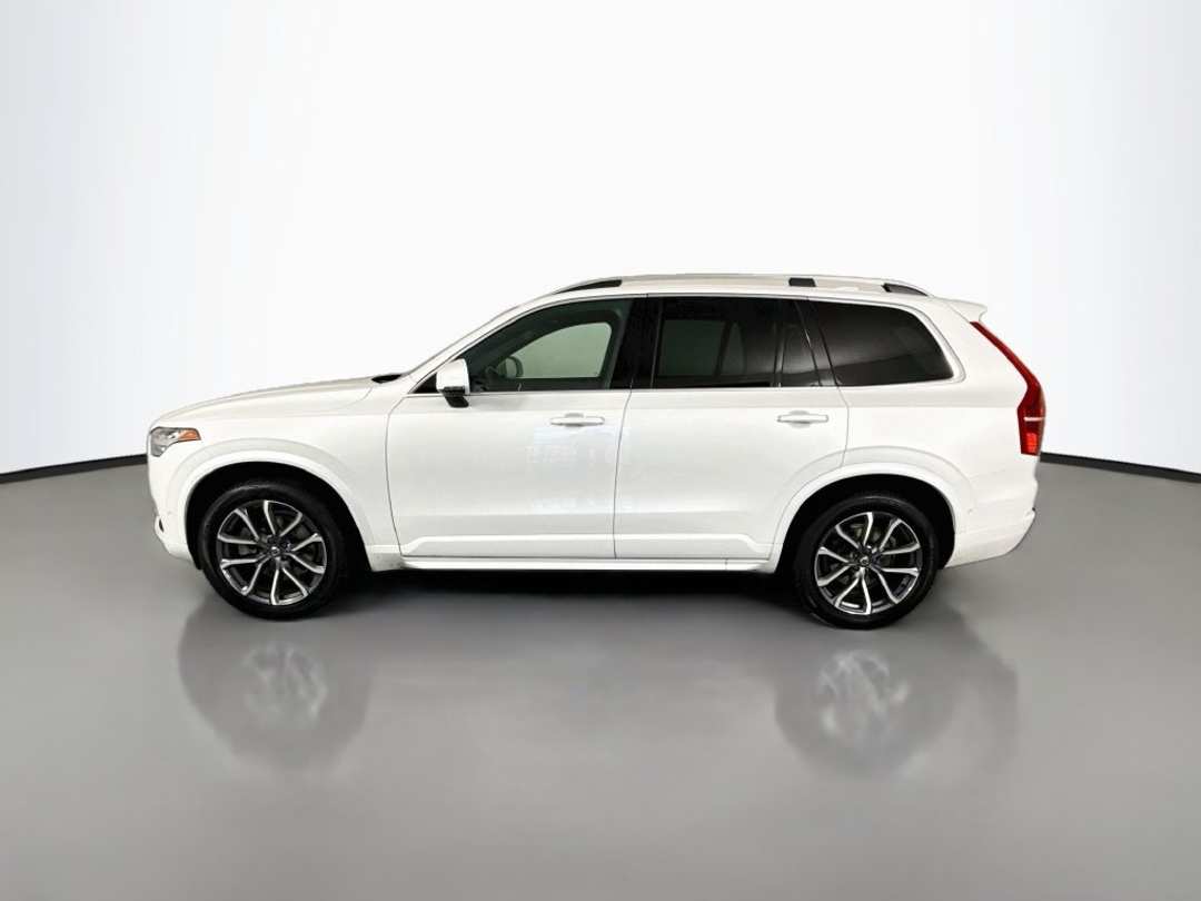 2018 Volvo Xc90 T6 Momentum - Image 2