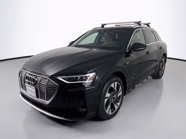 2022 Audi E-Tron Premium Plus