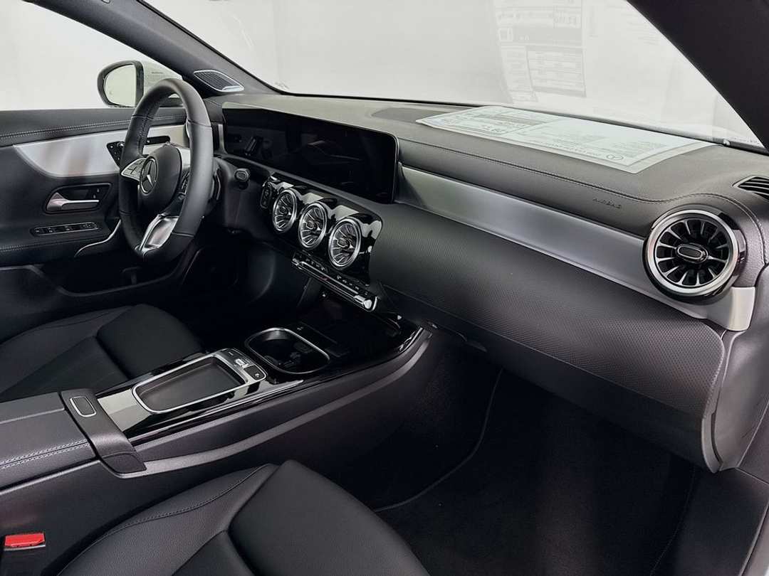 2026 Mercedes-Benz CLA CLA 250 - Photo 28