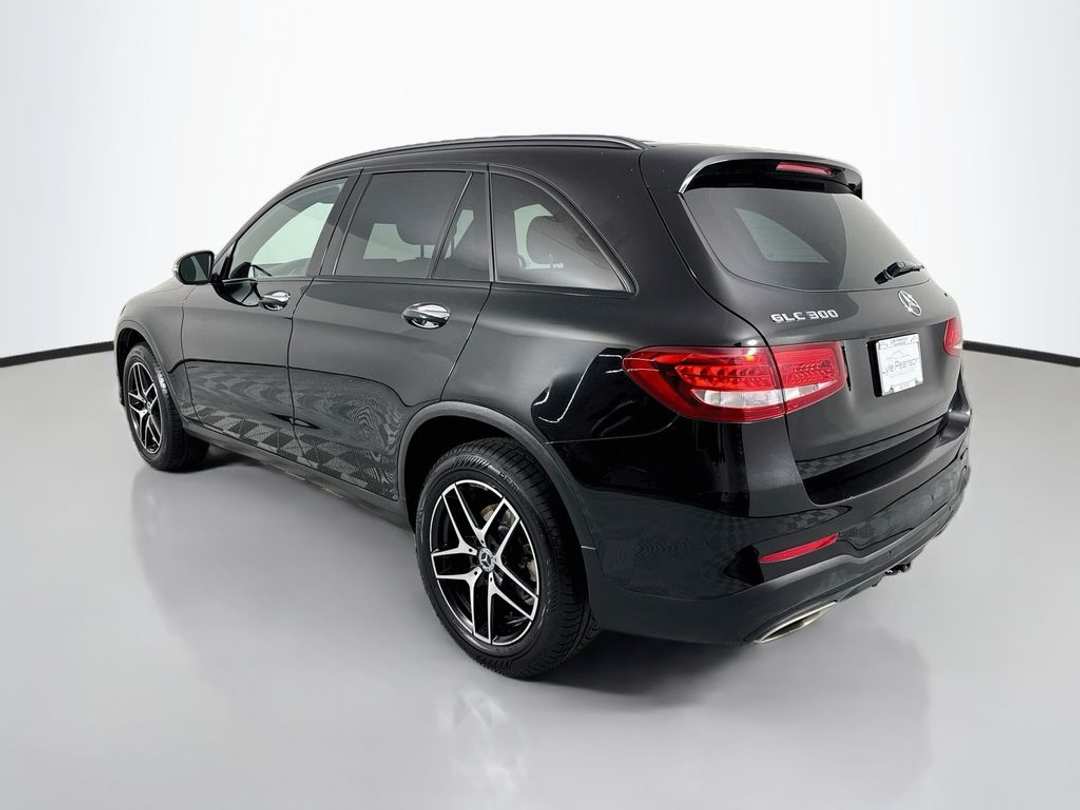 2018 Mercedes-Benz GLC 300 - Image 3