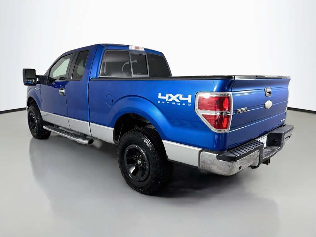 2011 Ford F-150 XLT - Image 3