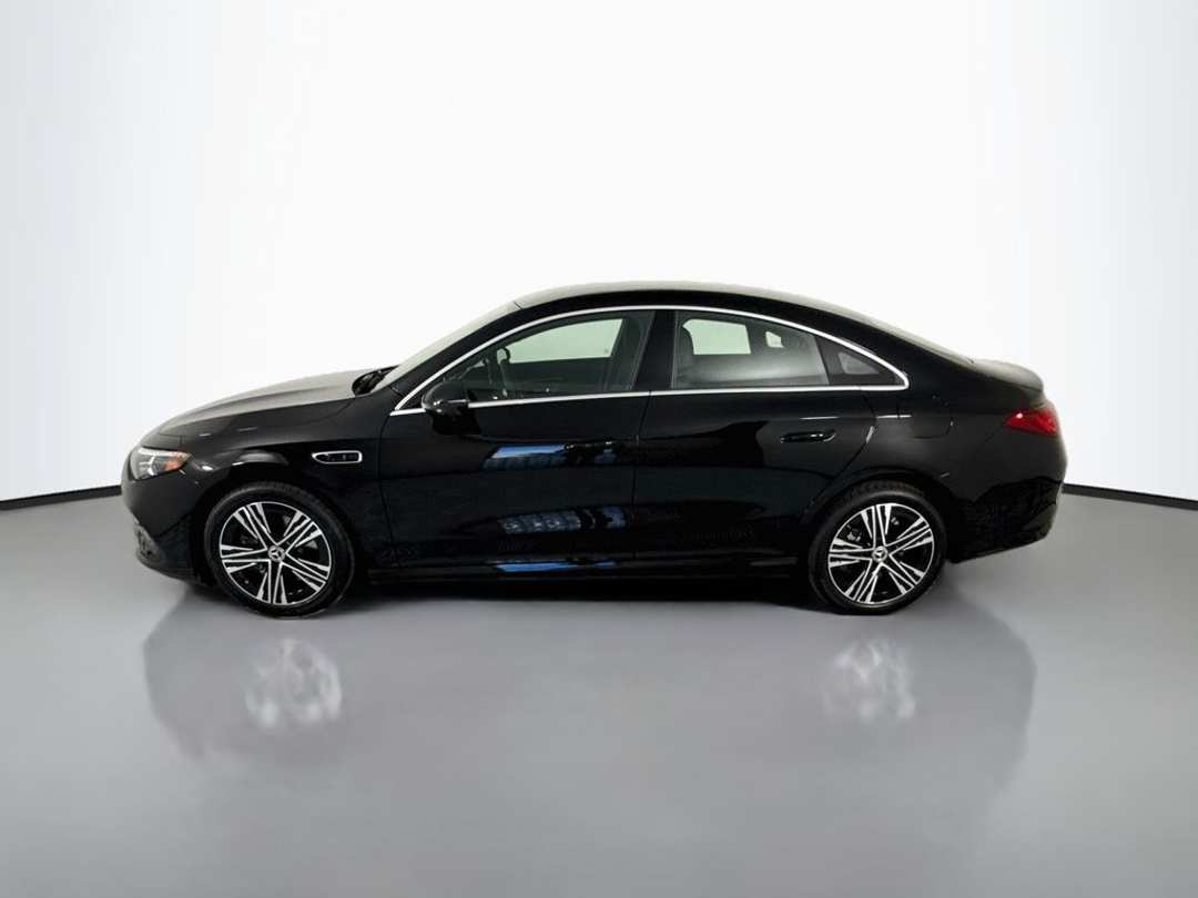 2027 Mercedes-Benz CLA - Image 2