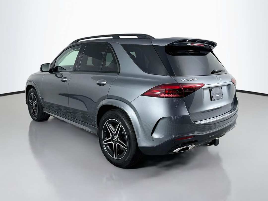 2026 Mercedes-Benz GLE 350 - Image 3