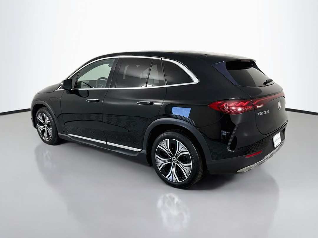 2023 Mercedes-Benz EQE 350 - Image 3