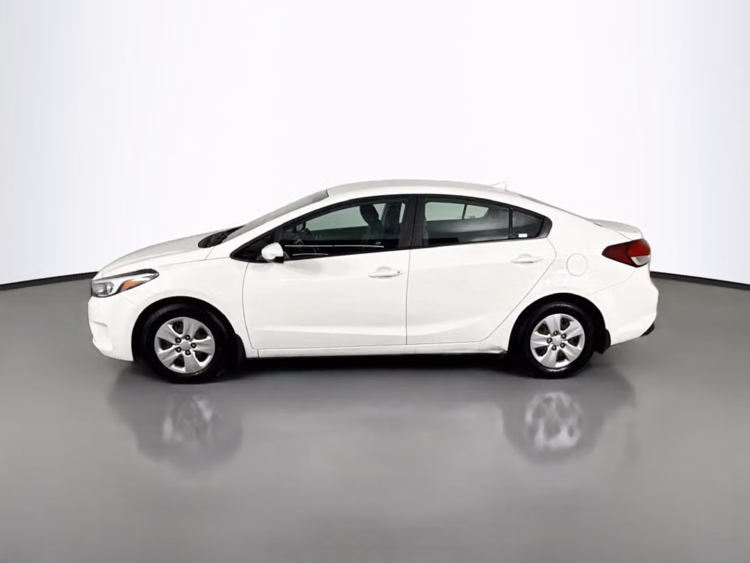 2017 Kia Forte LX - Image 2