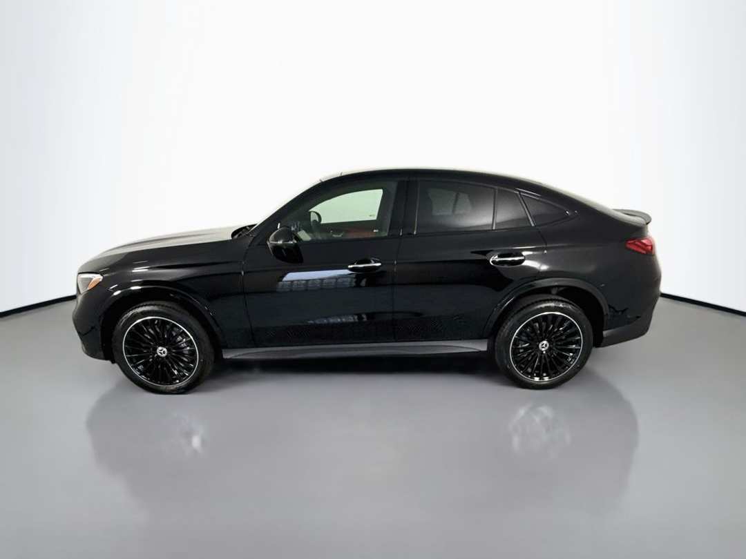 2026 Mercedes-Benz GLC 300 - Image 2