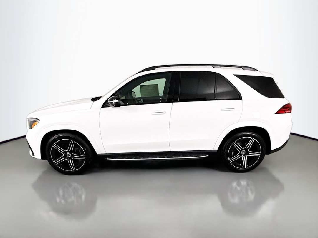 2026 Mercedes-Benz GLE 450 - Image 2