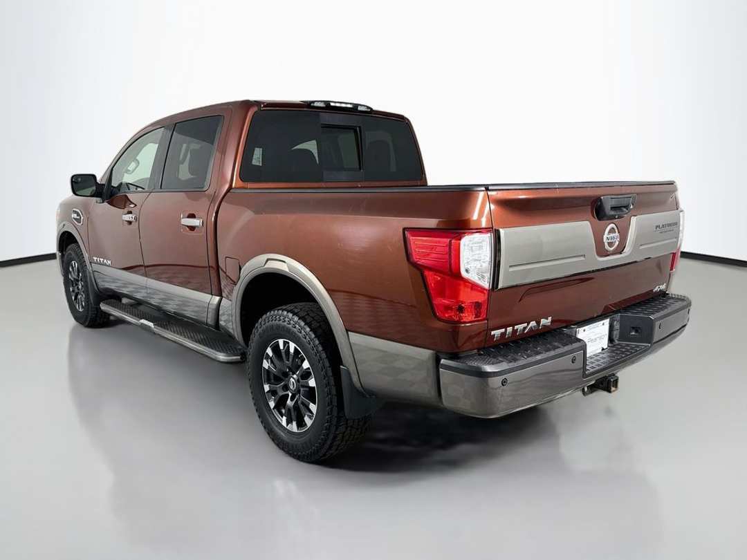 2017 Nissan Titan Platinum Reserve - Image 3