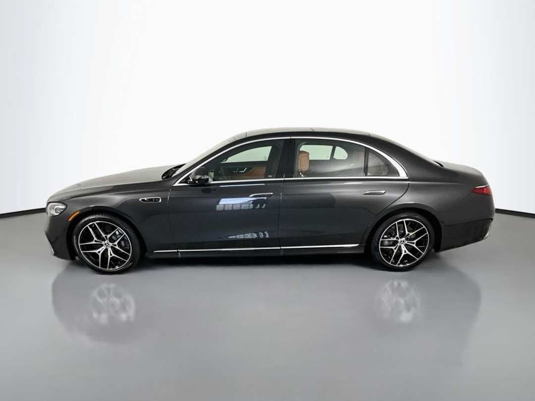 2027 Mercedes-Benz S-Class S 580 - Image 2