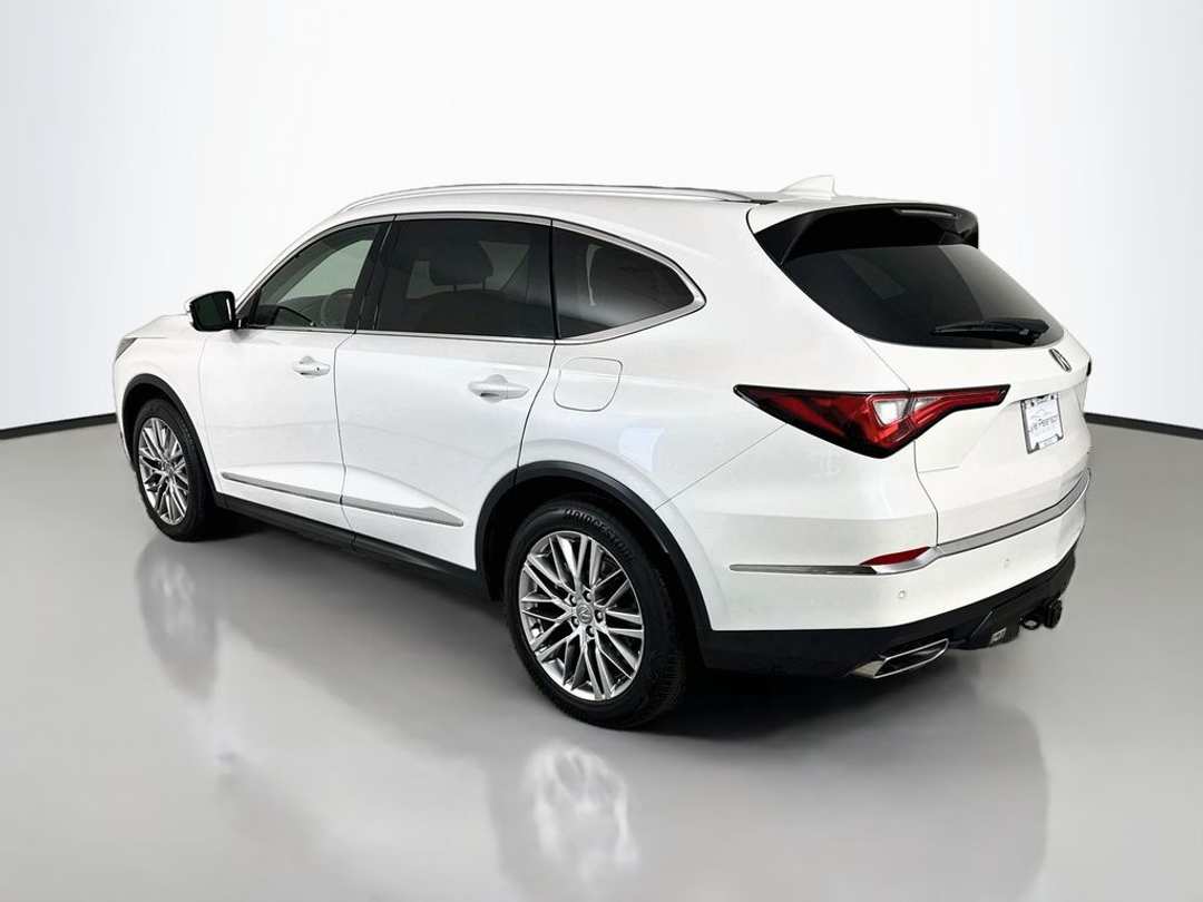 2023 Acura MDX Advance - Image 3