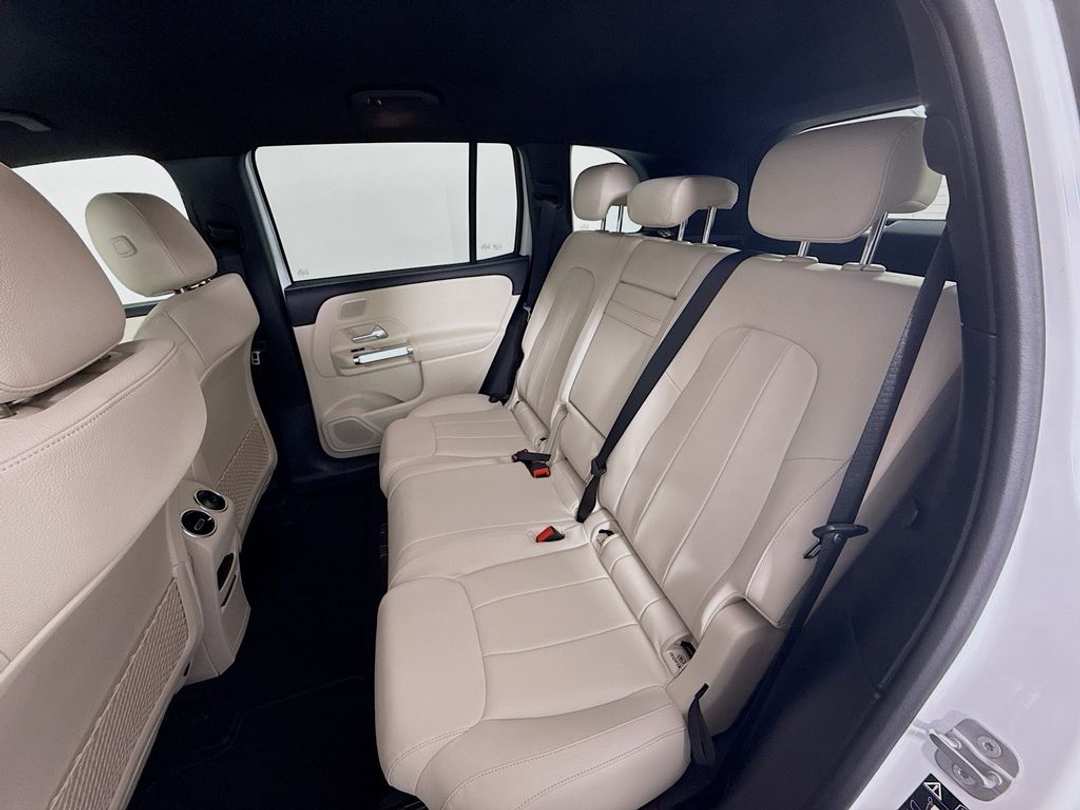 2025 Mercedes-Benz GLB Base - Photo 24