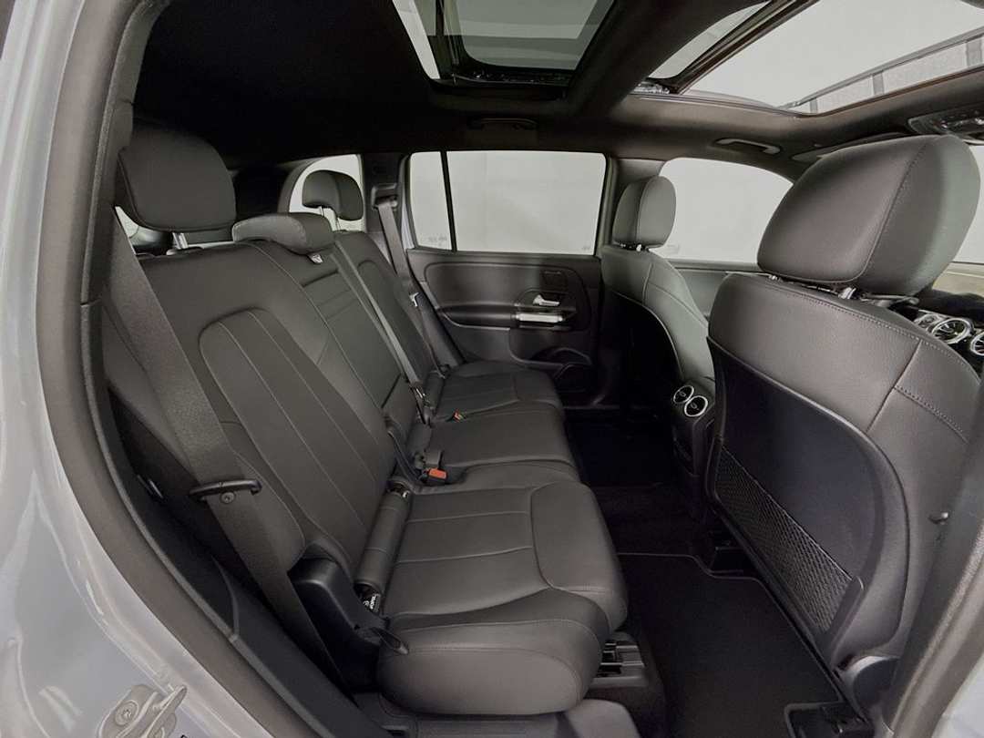2025 Mercedes-Benz GLB Base - Photo 29