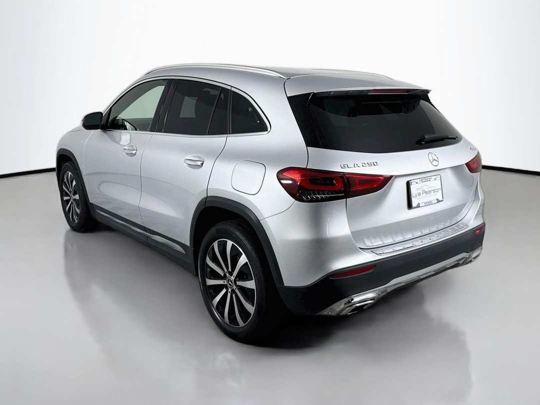 2023 Mercedes-Benz GLA 250 - Image 3