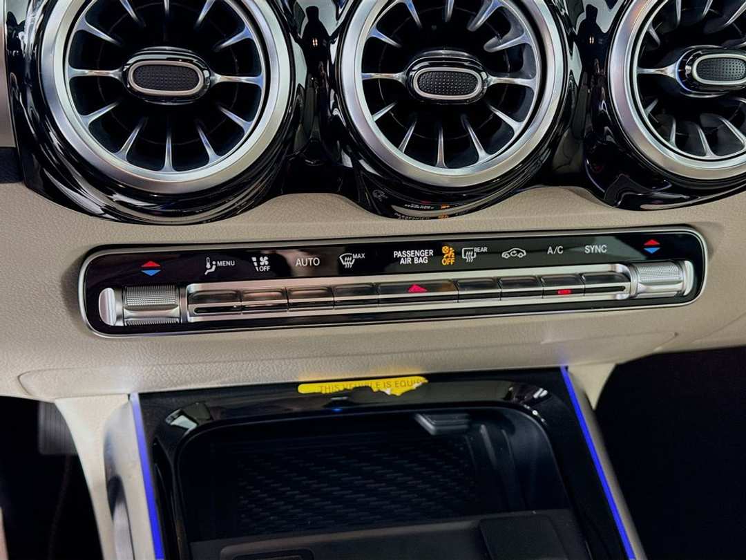 2025 Mercedes-Benz GLB Base - Photo 16